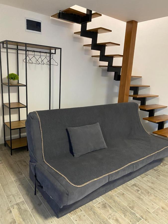 Sunny Hill Apartamento Sînpetru